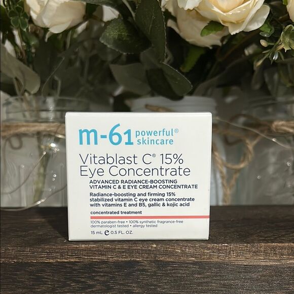 M-61 Powerful Skincare Vitablast C 15% Eye Concentrate - NIB - Picture 2 of 4